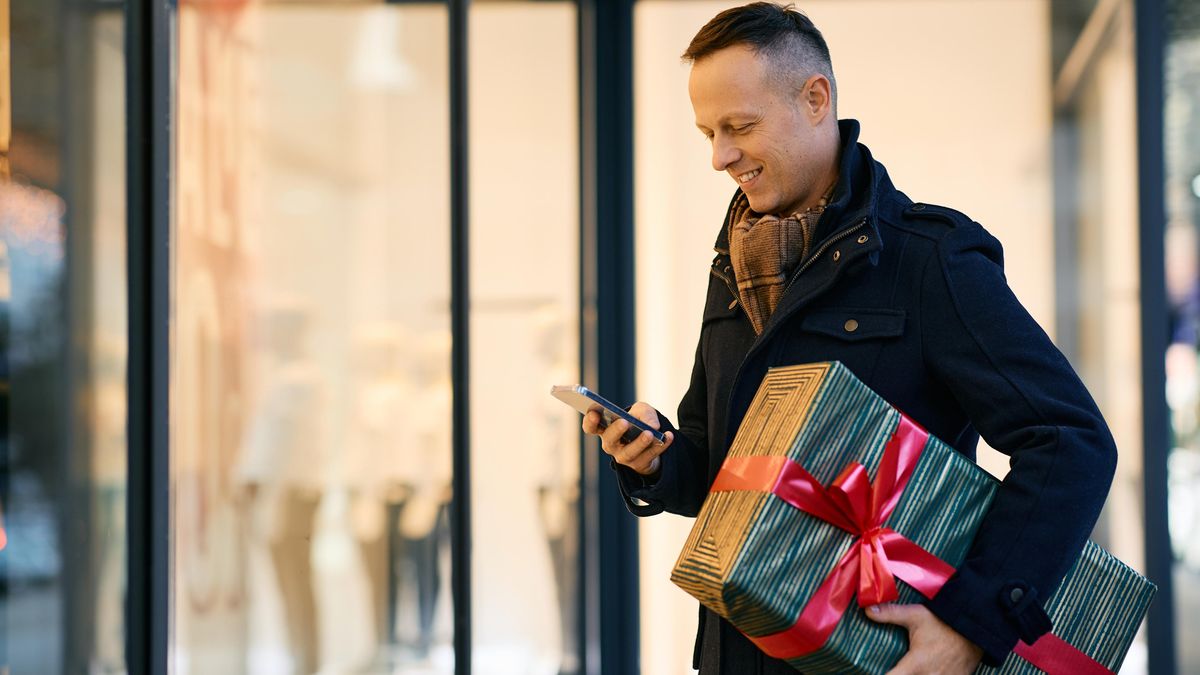 Čtvrtina domácností nakupuje dárky těsně před Vánocemi, odhalil průzkum